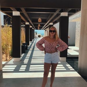 Meet your Posher, Brooke